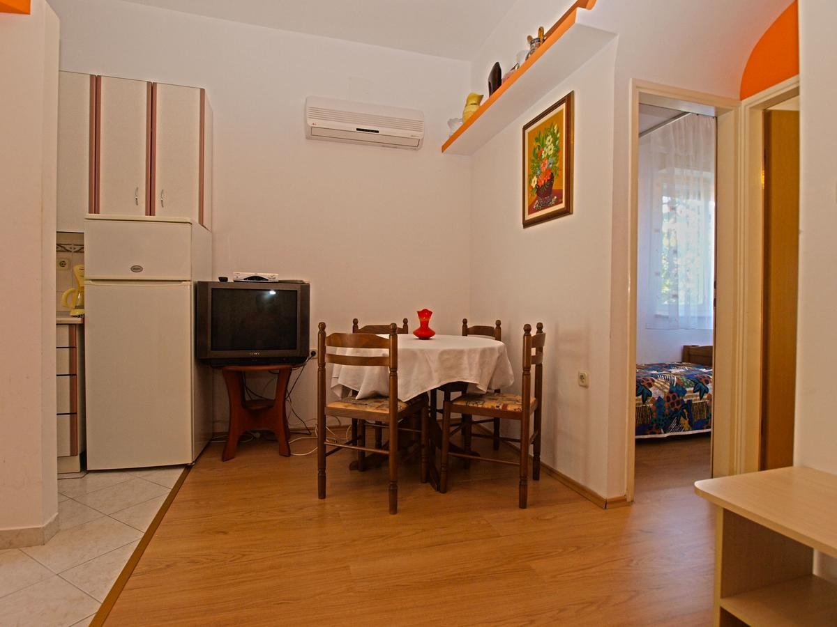 Apartments Valter 613 Pula Exterior photo
