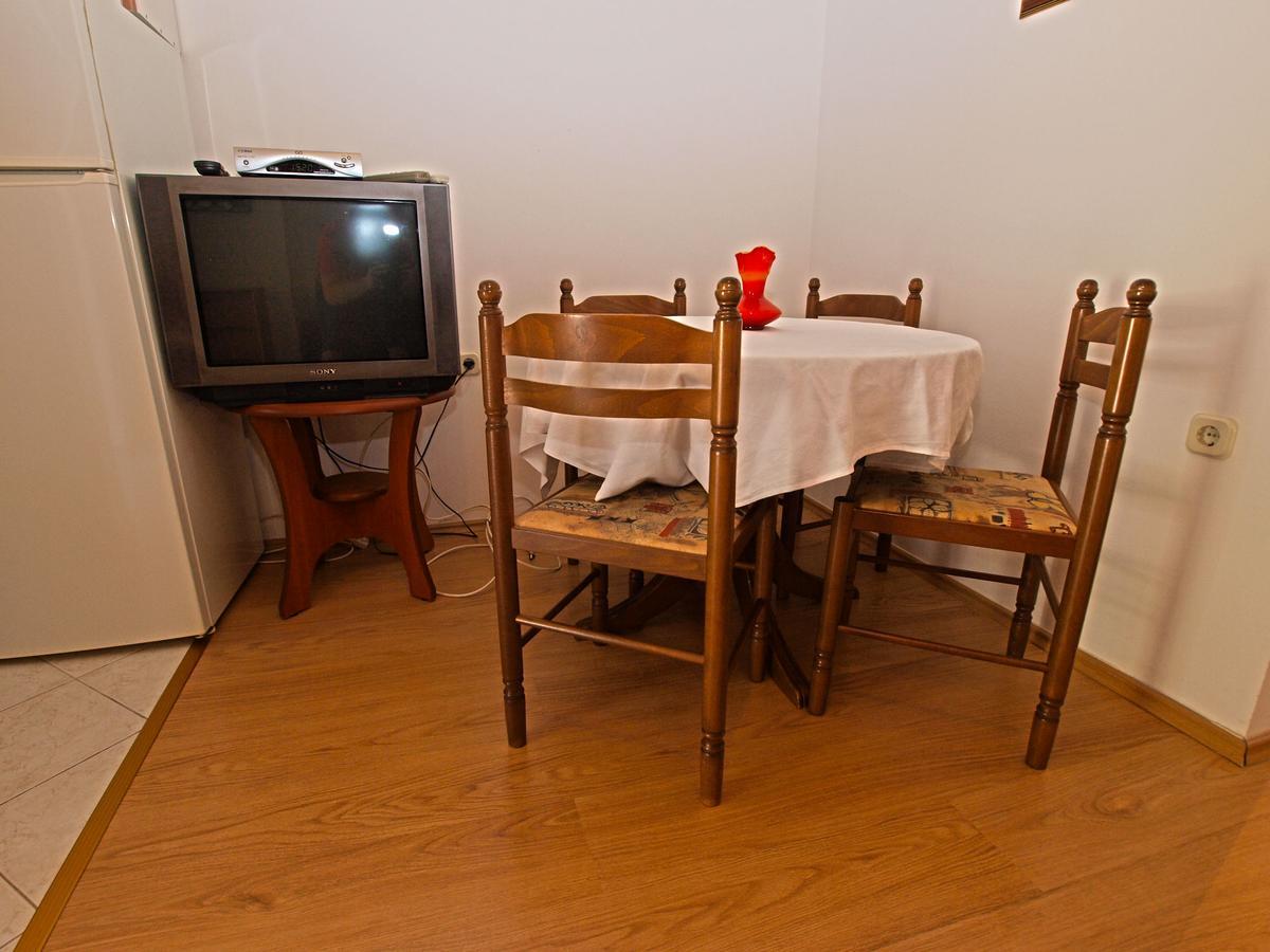 Apartments Valter 613 Pula Exterior photo